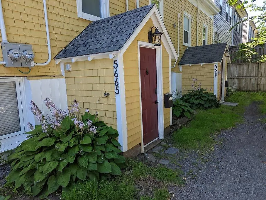 Downtown One Bedroom/Historic Bauer Terrace Halifax Apartment